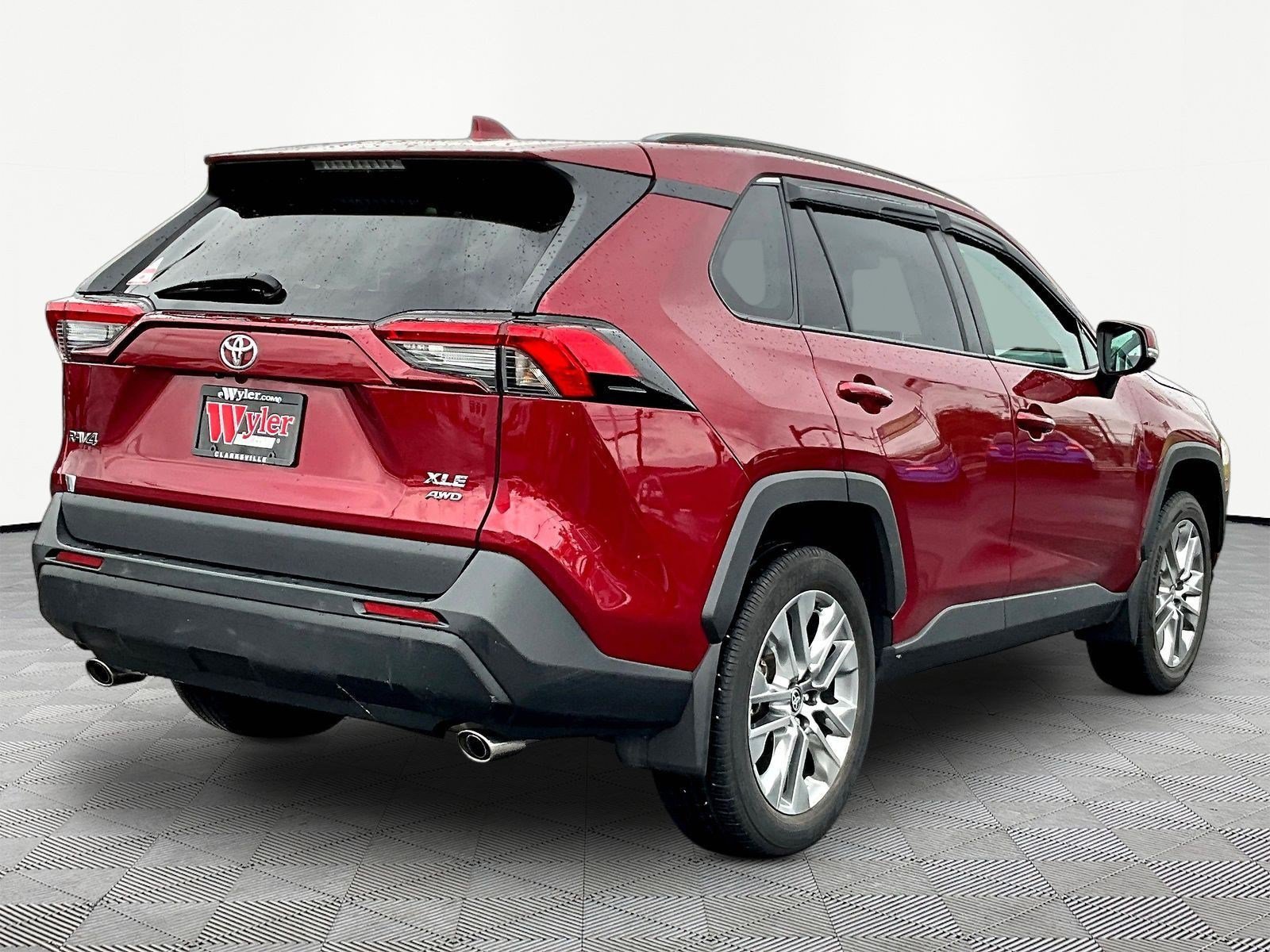 Used 2024 Toyota RAV4 XLE Premium w/ Weather Package AWD/4WD image 6