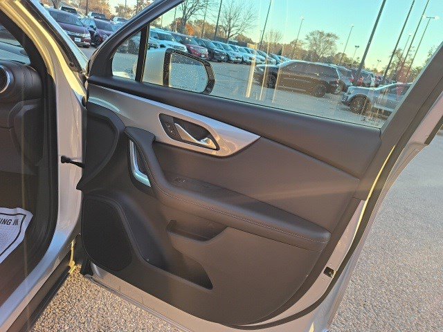 Used 2021 Chevrolet Blazer LT image 17