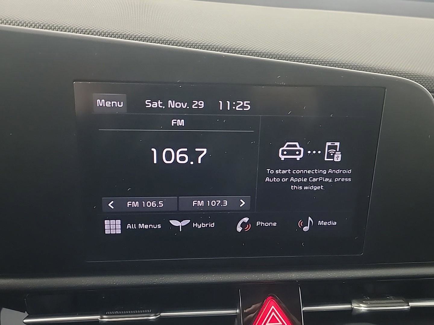 Used 2025 Kia Niro LX image 29