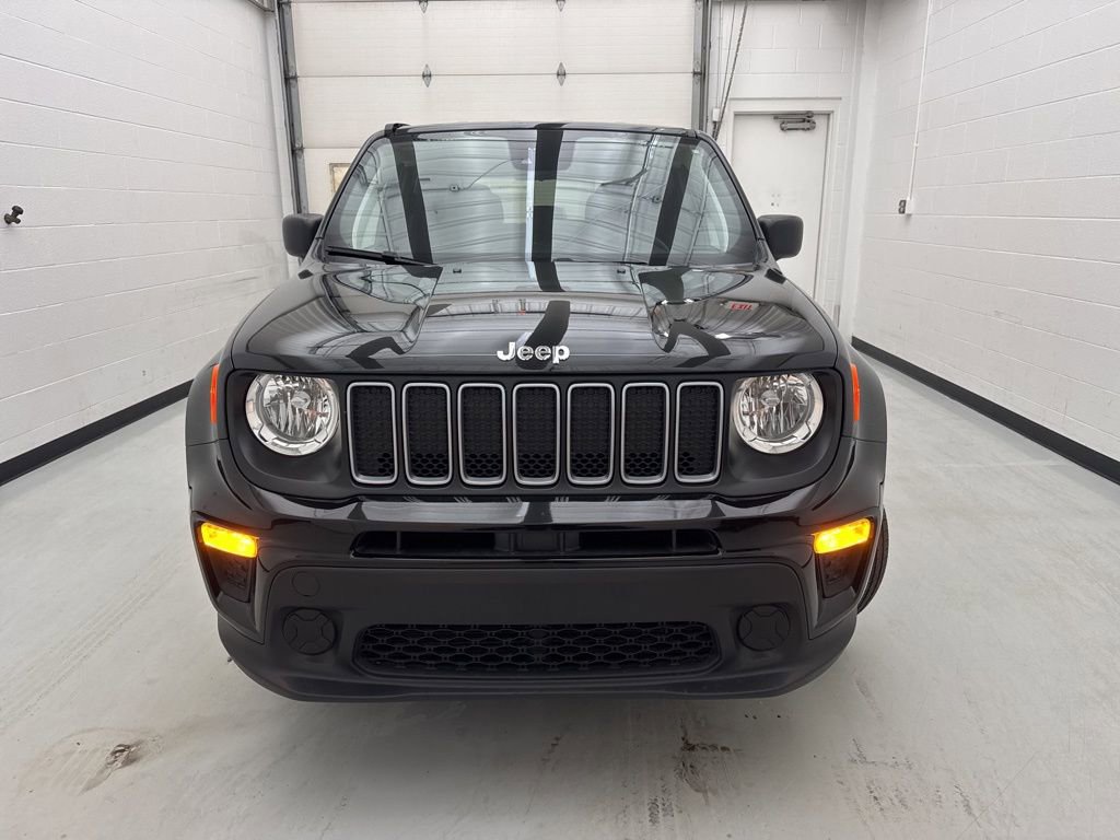 Used 2023 Jeep Renegade Latitude image 7