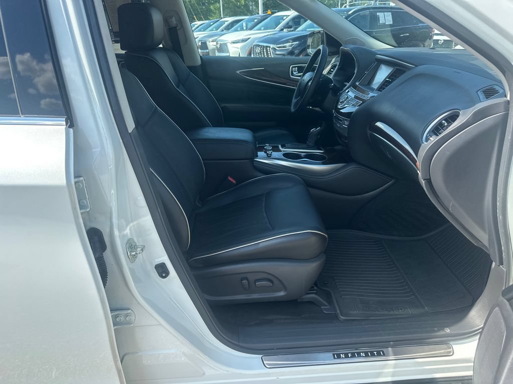 Used 2018 INFINITI QX60 Luxe w/ Deluxe Technology Package AWD/4WD image 11