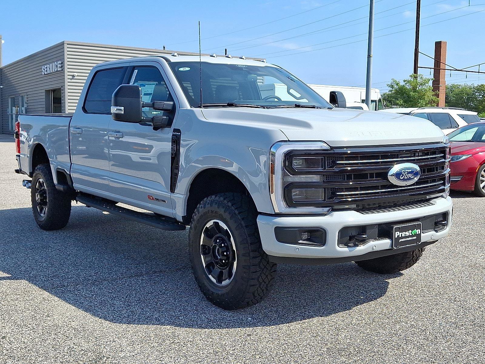 New 2026 Ford F250 Platinum w/ Tremor Off-Road Package image 2