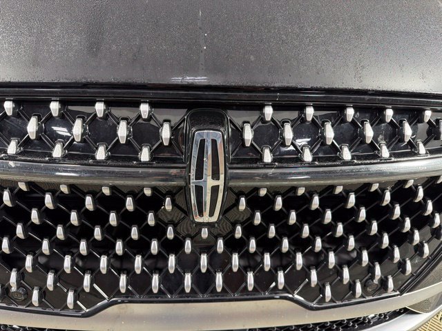 Certified 2025 Lincoln Nautilus Premier AWD/4WD image 5