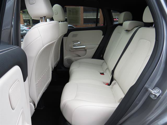 Used 2026 Mercedes-Benz GLA 250 4MATIC image 21