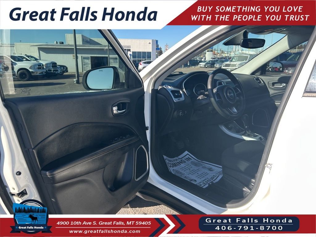 Used 2019 Jeep Compass Sport image 9