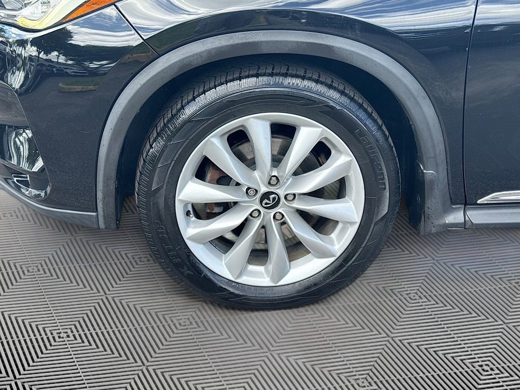 Used 2019 INFINITI QX50 Essential w/ Protection Package FWD image 30
