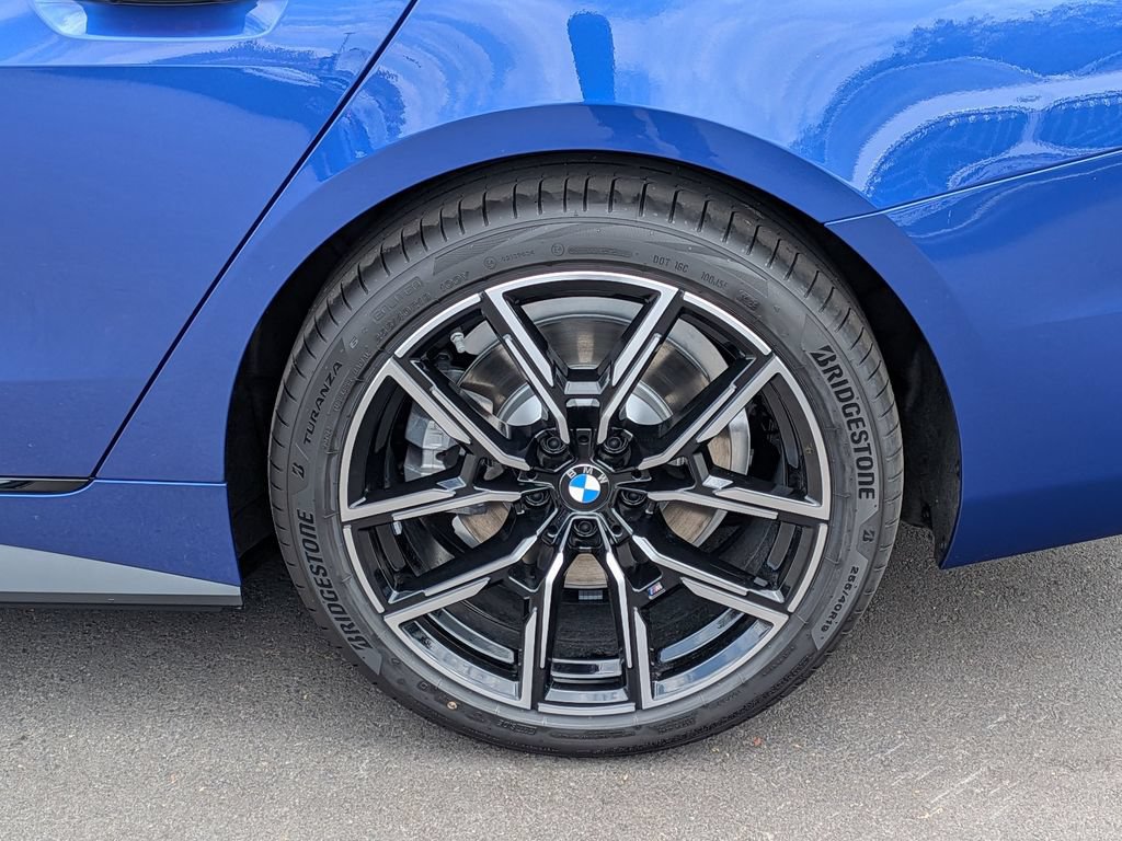 New 2026 BMW i4 eDrive40 w/ M Sport Package RWD image 27