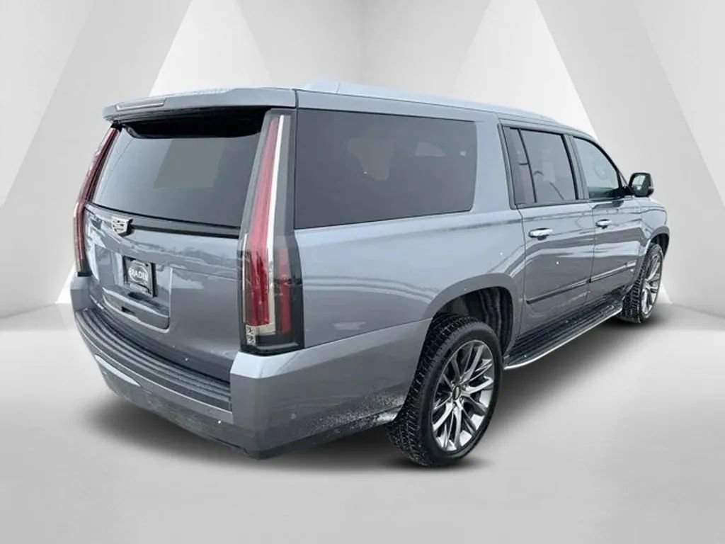Used 2020 Cadillac Escalade ESV Luxury w/ Escalade Sport Edition image 7