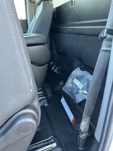 Used 2025 Chevrolet Silverado 2500 W/T w/ WT Convenience Package image 35