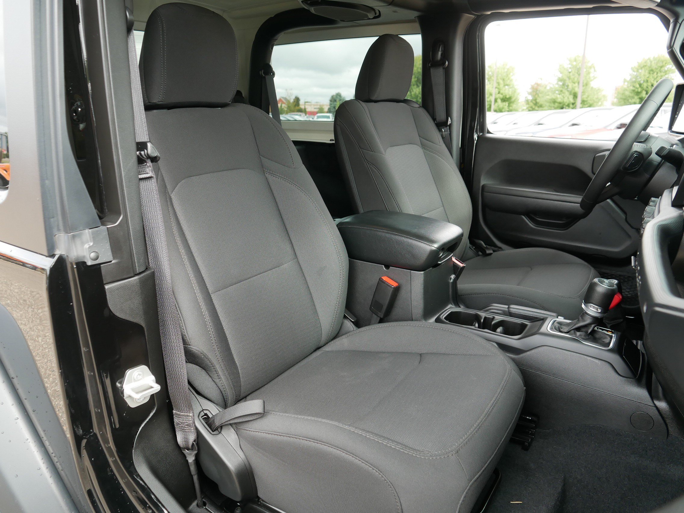 Used 2023 Jeep Wrangler Sport AWD/4WD image 34