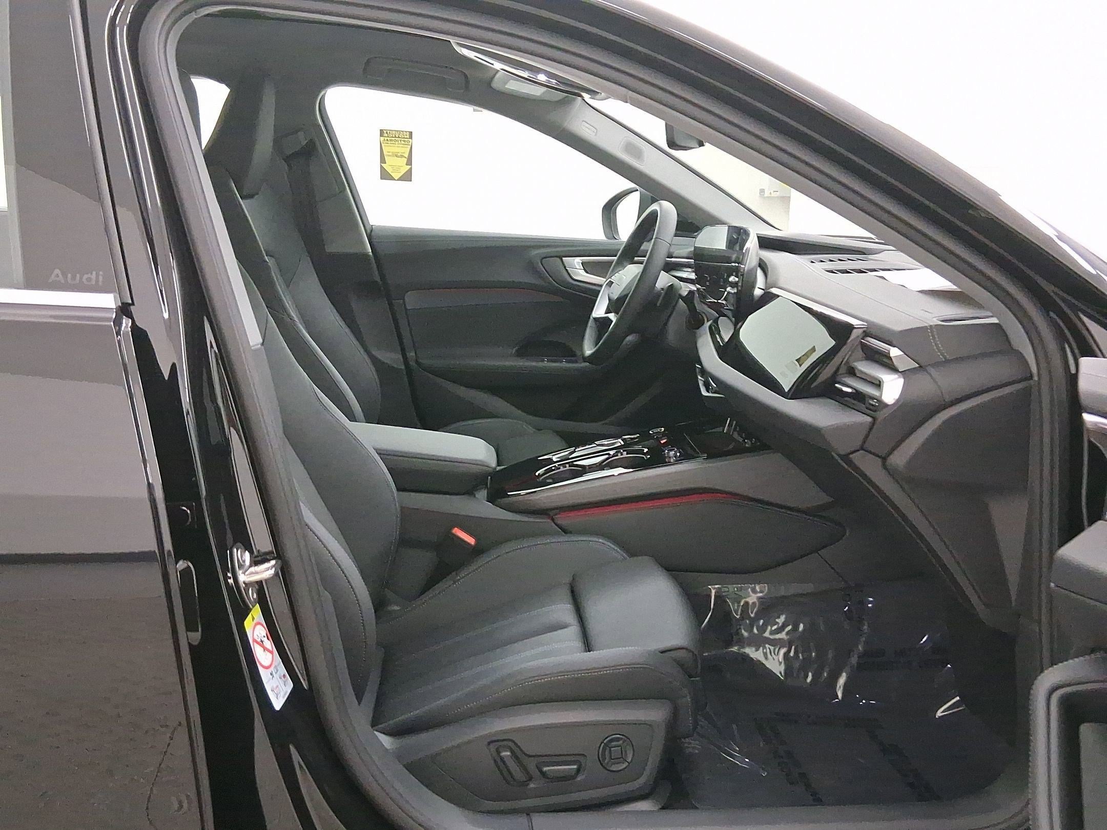 Used 2025 Audi A5 2.0T Premium Plus w/ Premium Plus AWD/4WD image 30