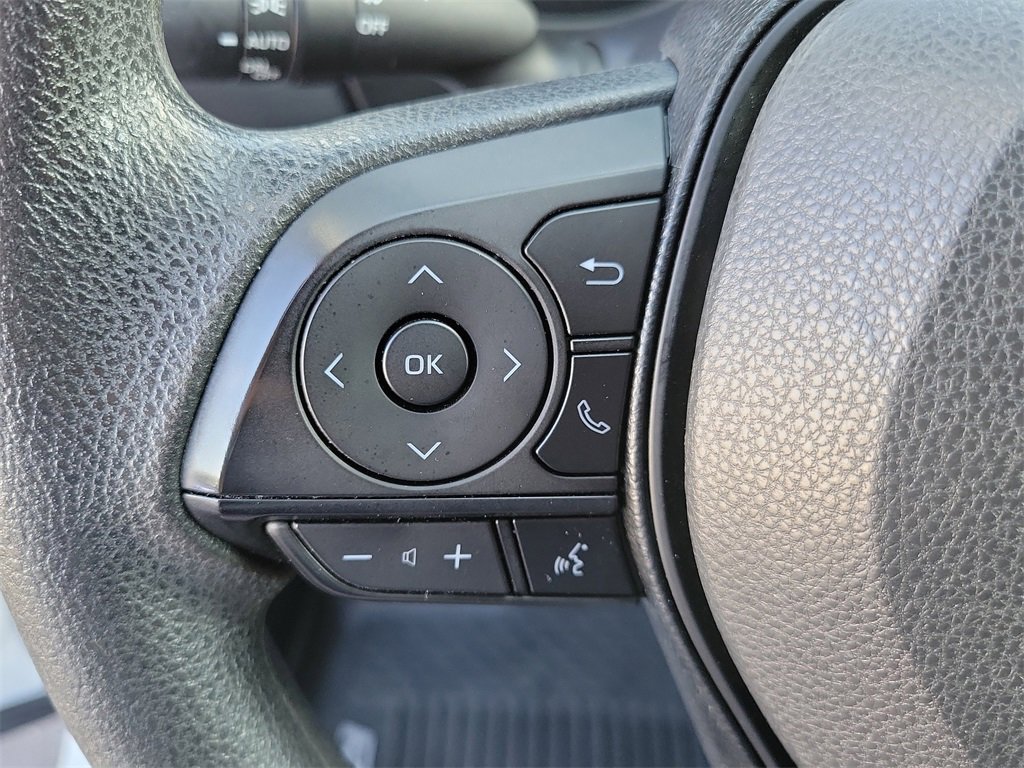 Used 2019 Toyota RAV4 XLE image 29