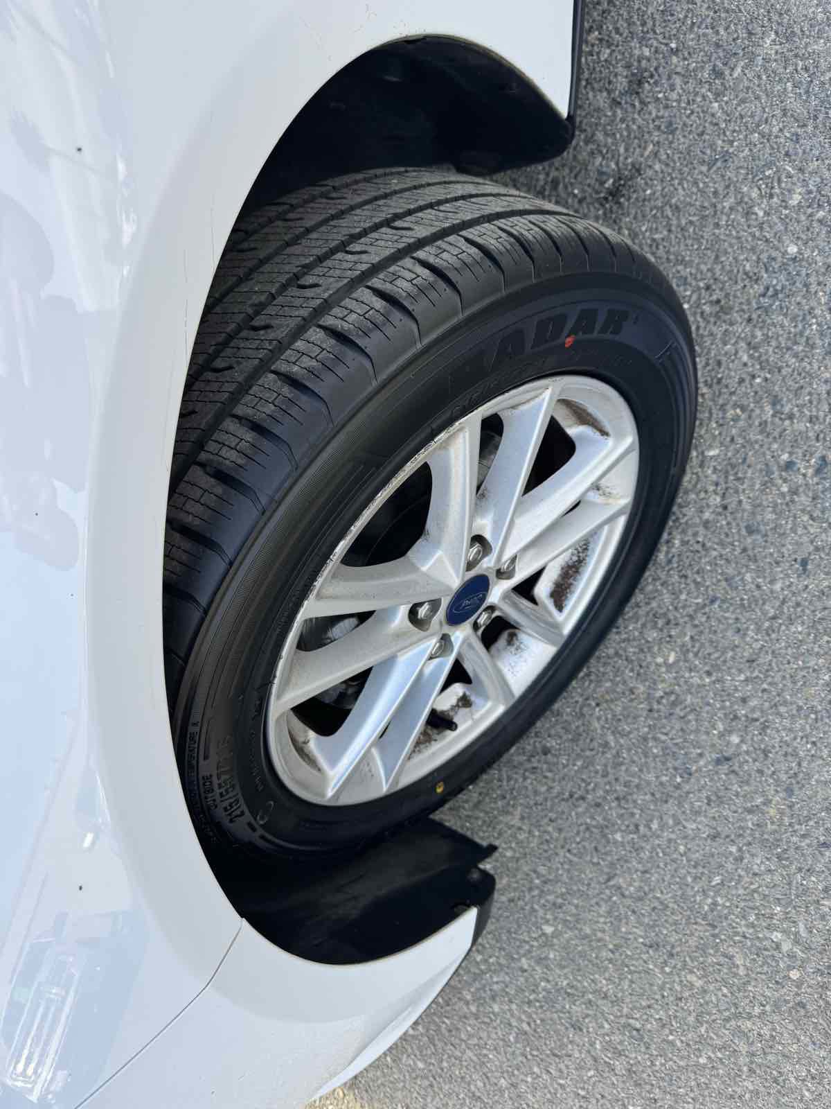 Used 2017 Ford Focus SE image 34