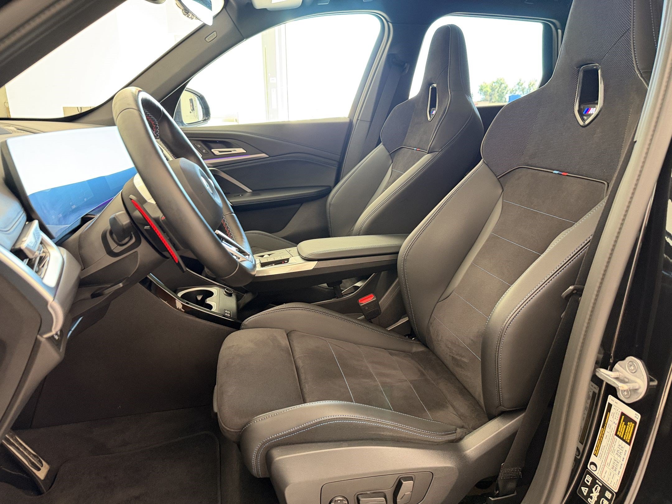 Certified 2025 BMW X1 M35i w/ Premium Package AWD/4WD image 5