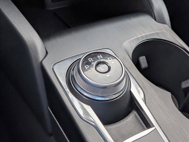 Used 2025 Ford Escape ST-Line image 12