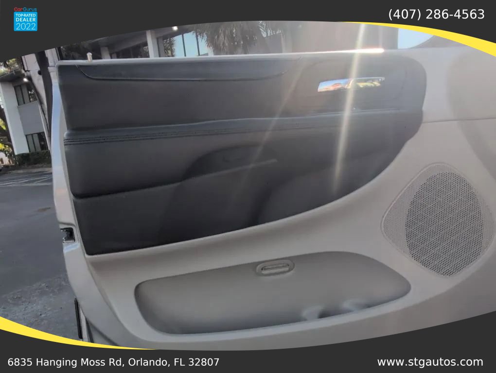 Used 2015 Dodge Grand Caravan SE w/ Quick Order Package 29E SE FWD image 11