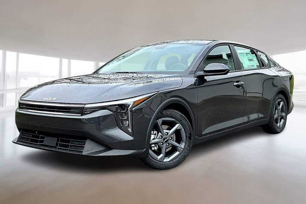 New 2026 Kia K4 LXS