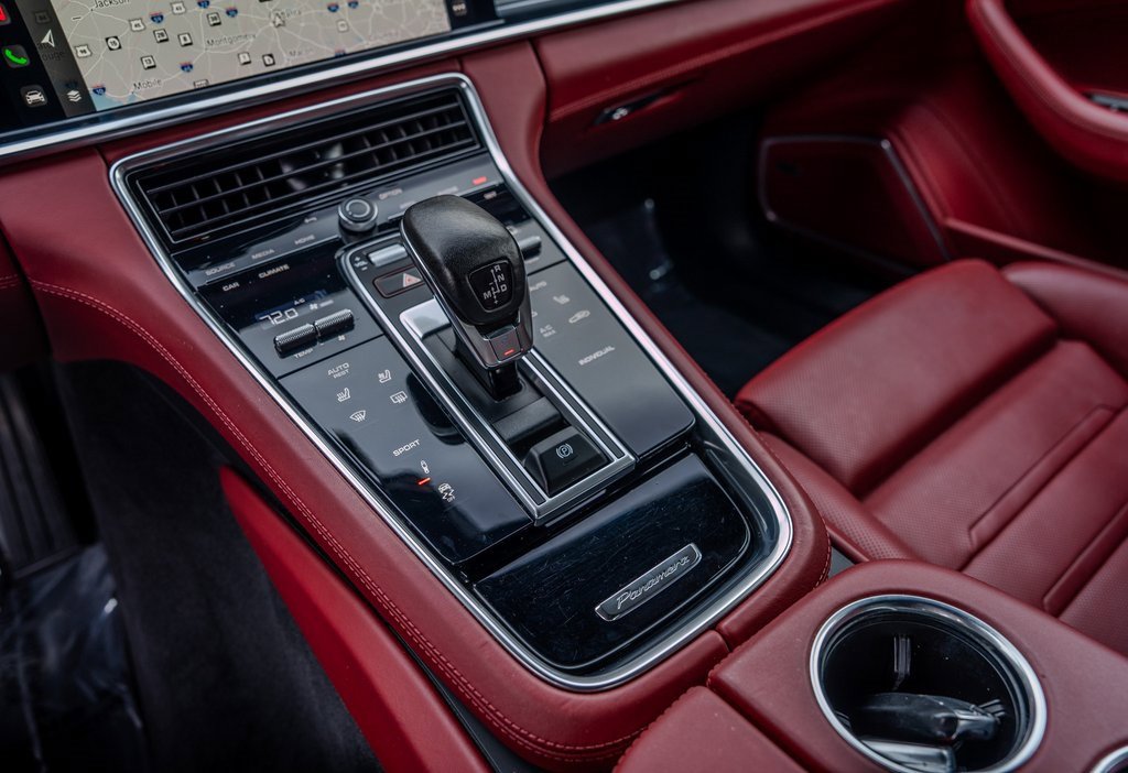 Used 2023 Porsche Panamera Platinum Edition image 11