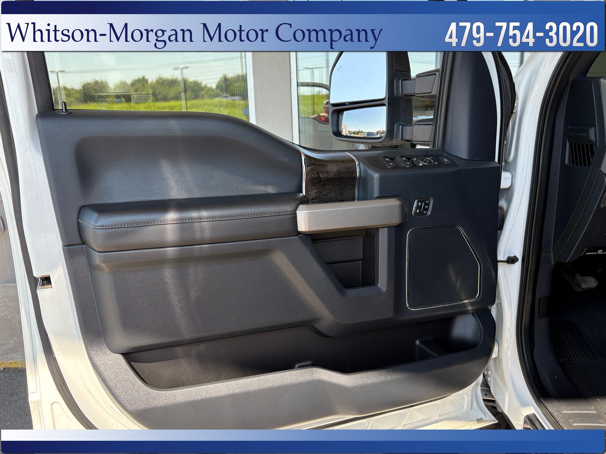 Used 2022 Ford F250 Lariat w/ Black Appearance Package AWD/4WD image 19