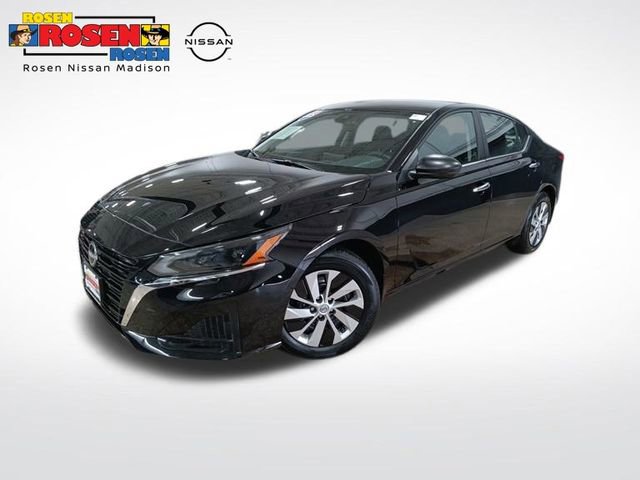 Certified 2025 Nissan Altima 2.5 S image 1