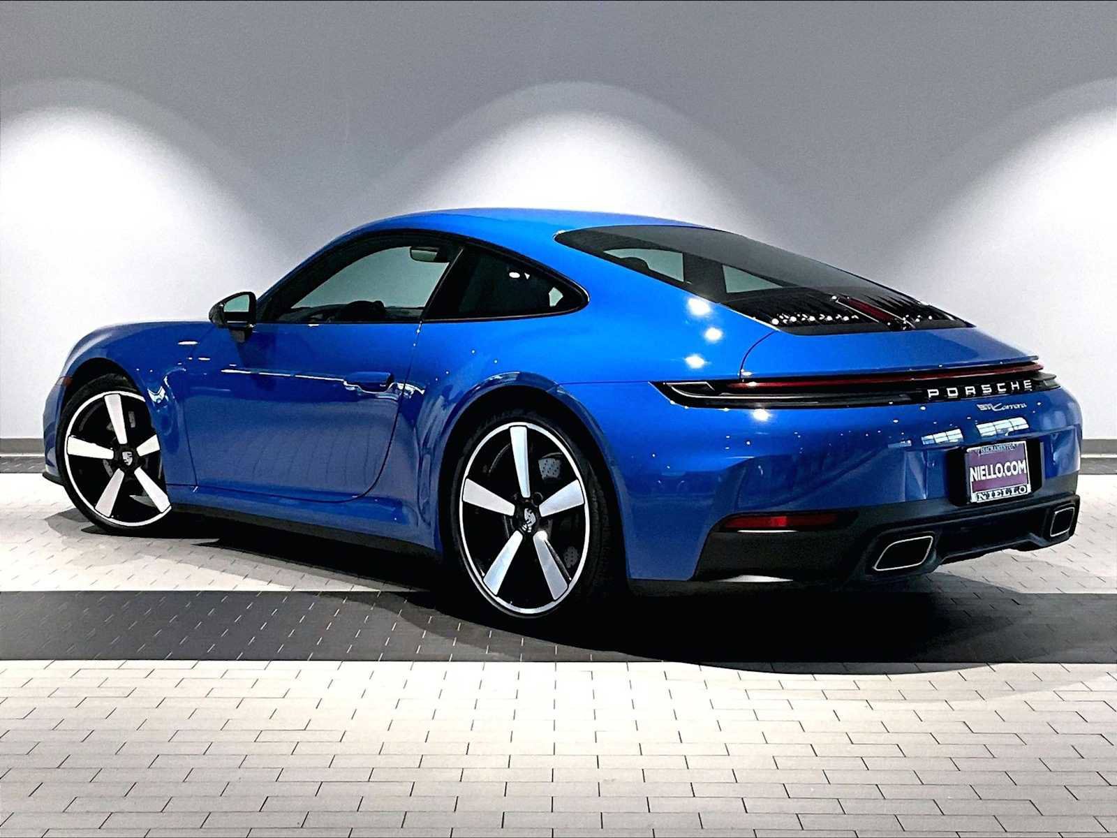 Used 2025 Porsche 911 Carrera S image 3