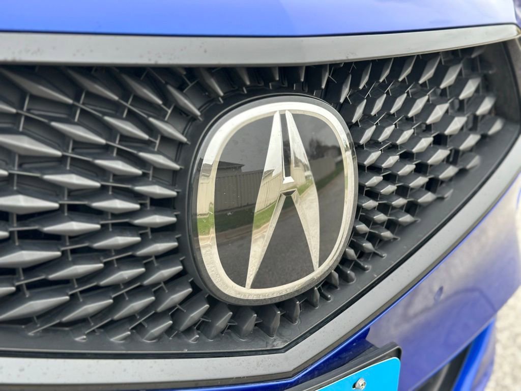 Used 2023 Acura MDX A-Spec image 11