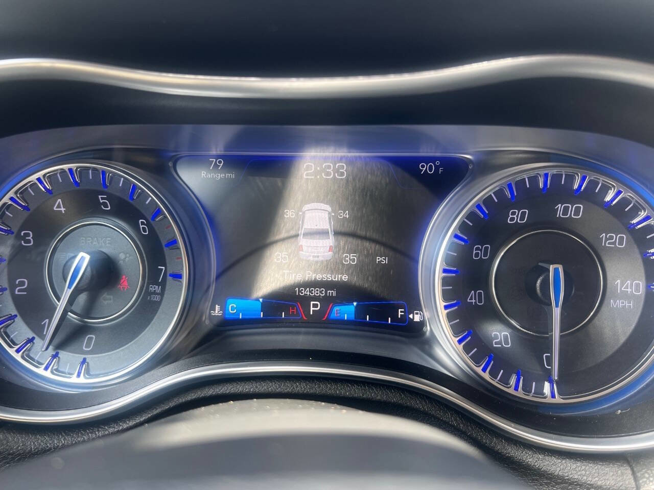 Used 2016 Chrysler 300 C RWD image 20