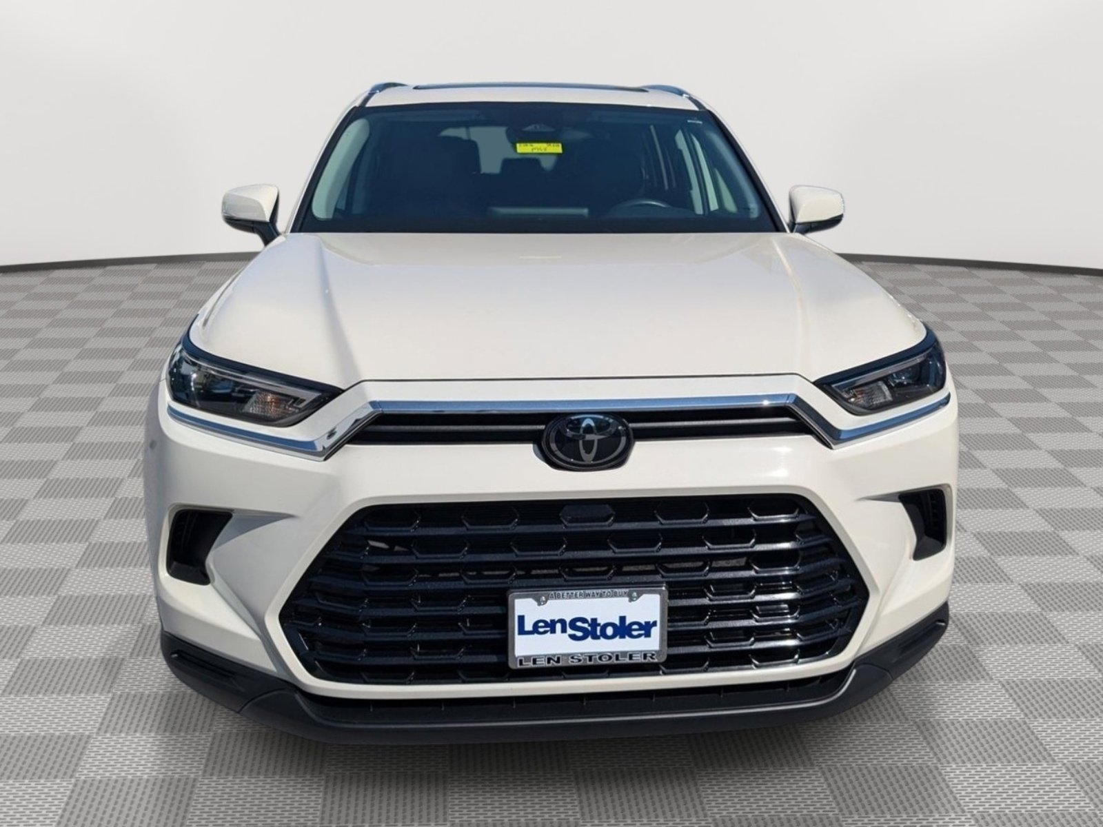 Used 2024 Toyota Grand Highlander AWD image 8