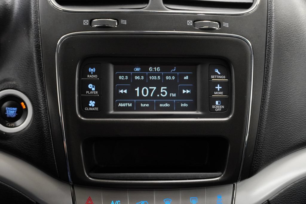 Used 2019 Dodge Journey SE FWD image 18