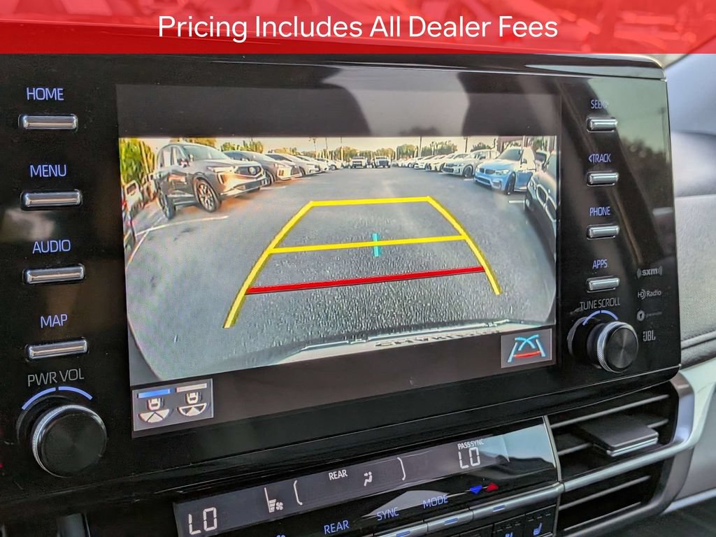 Certified 2023 Toyota Sienna Limited FWD image 24