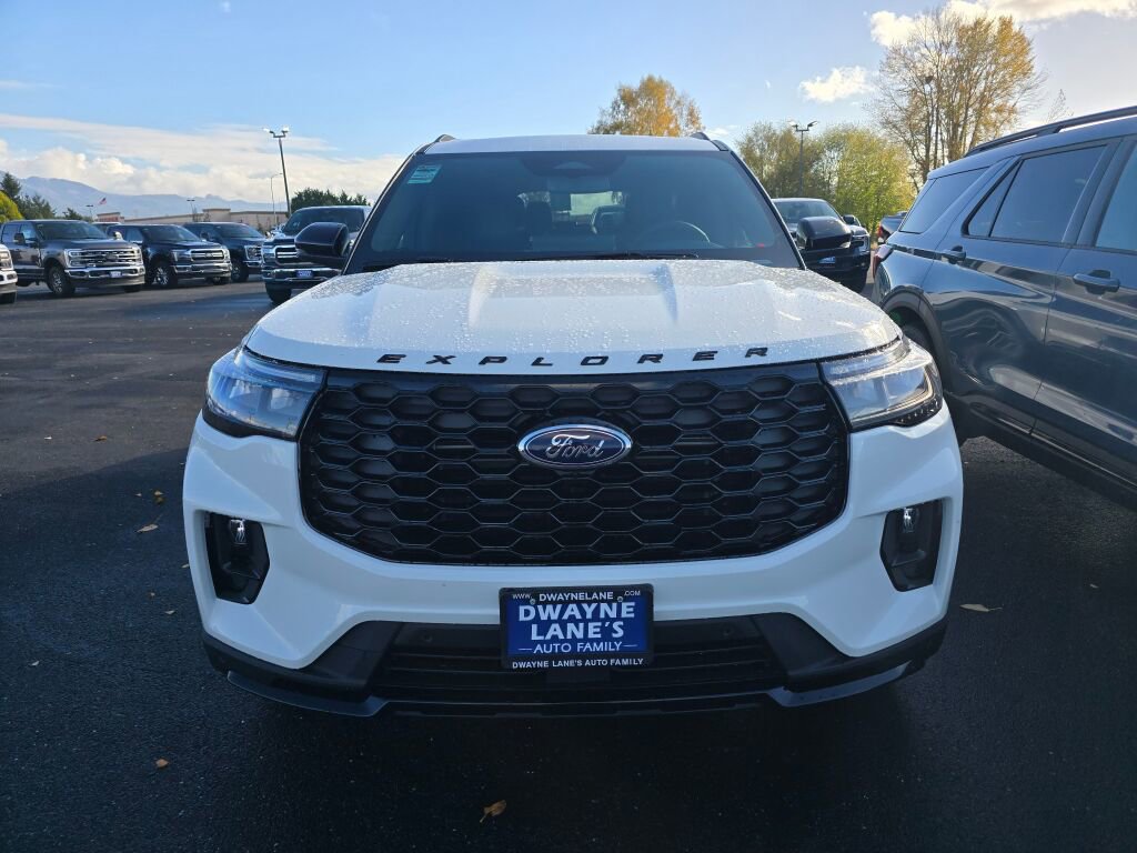 New 2025 Ford Explorer ST-Line w/ Premium Package image 2