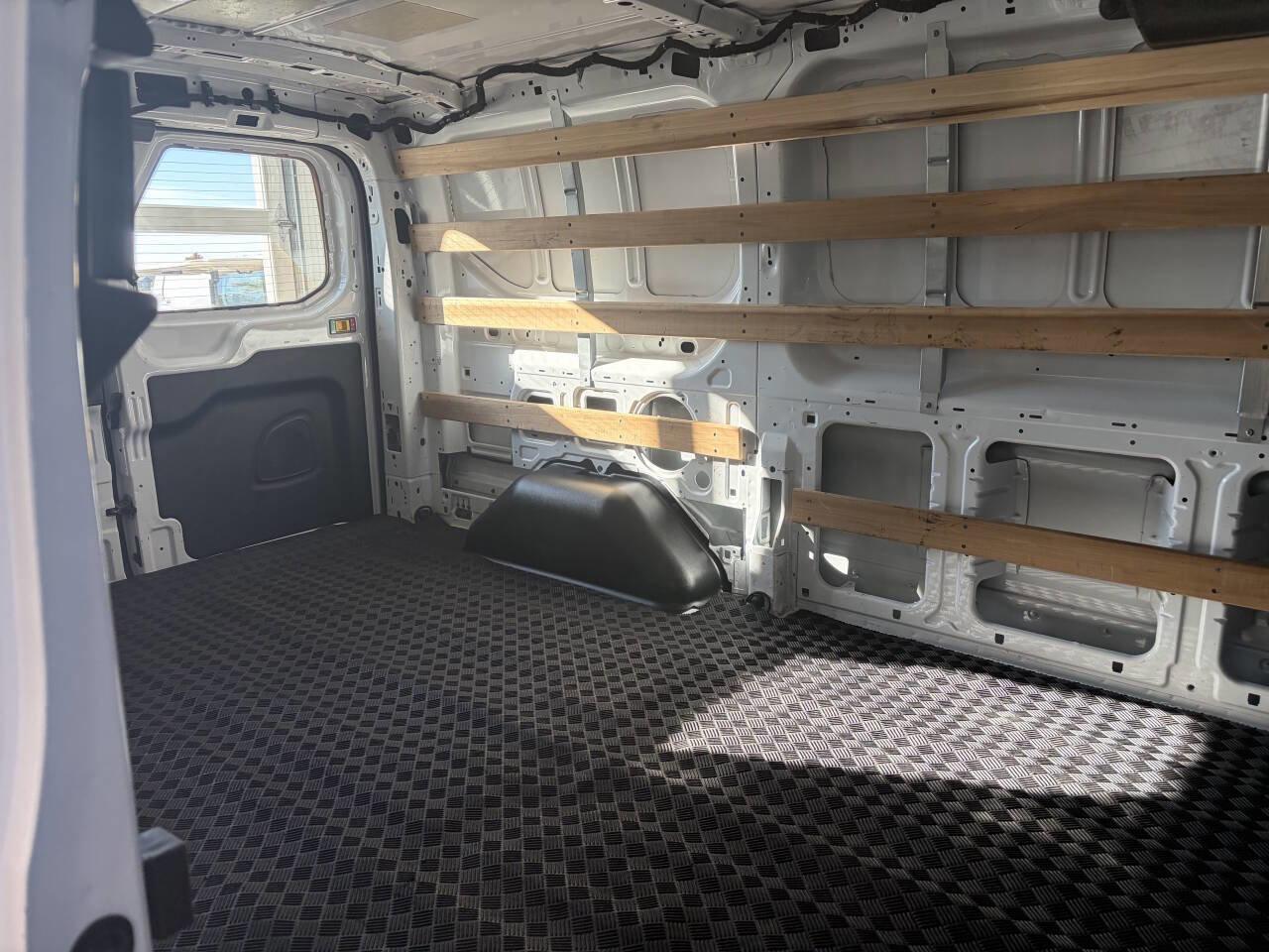 Used 2024 Ford Transit 250 Low Roof w/ Exterior Upgrade Package image 22
