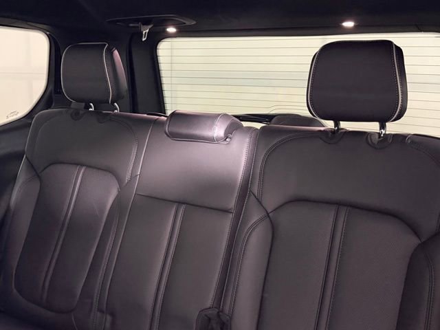 Used 2022 Jeep Grand Wagoneer Series II w/ Convenience Group III image 25