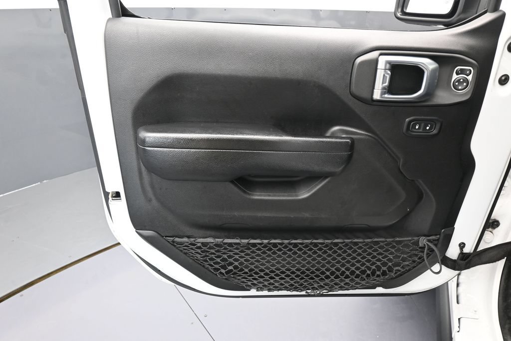 Used 2021 Jeep Gladiator Sport AWD/4WD image 12