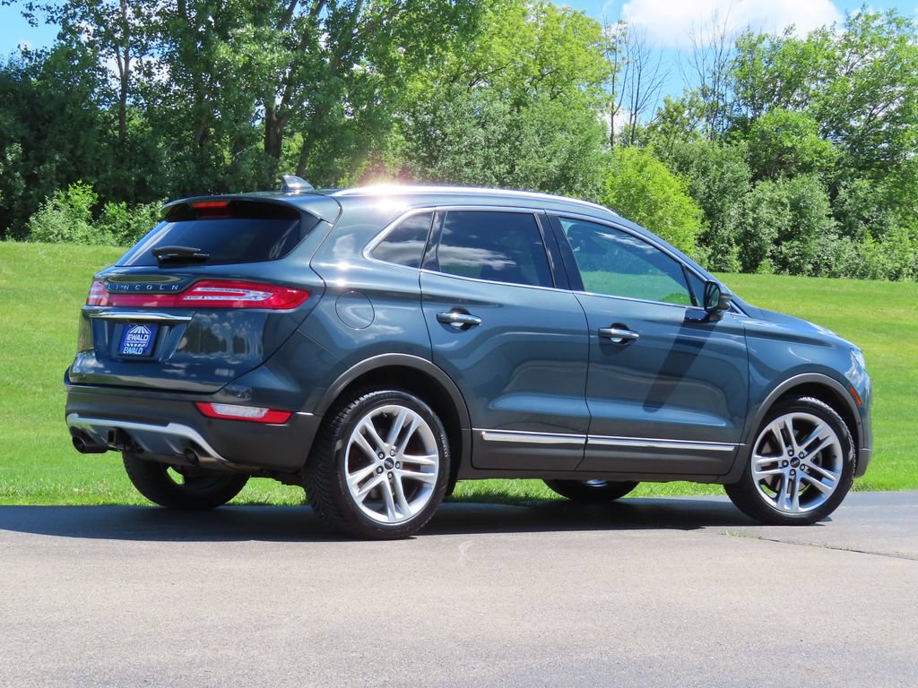 Used 2019 Lincoln MKC Reserve AWD/4WD image 3
