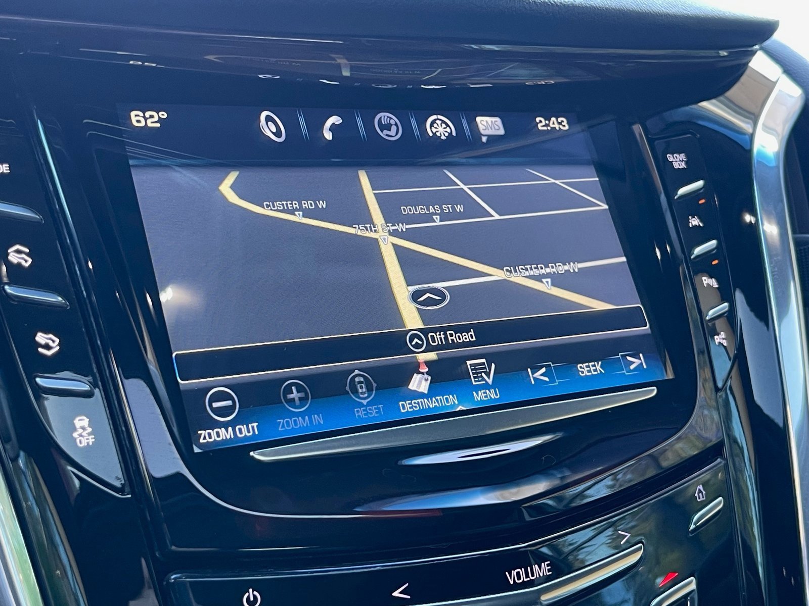 Used 2017 Cadillac Escalade Premium Luxury image 63