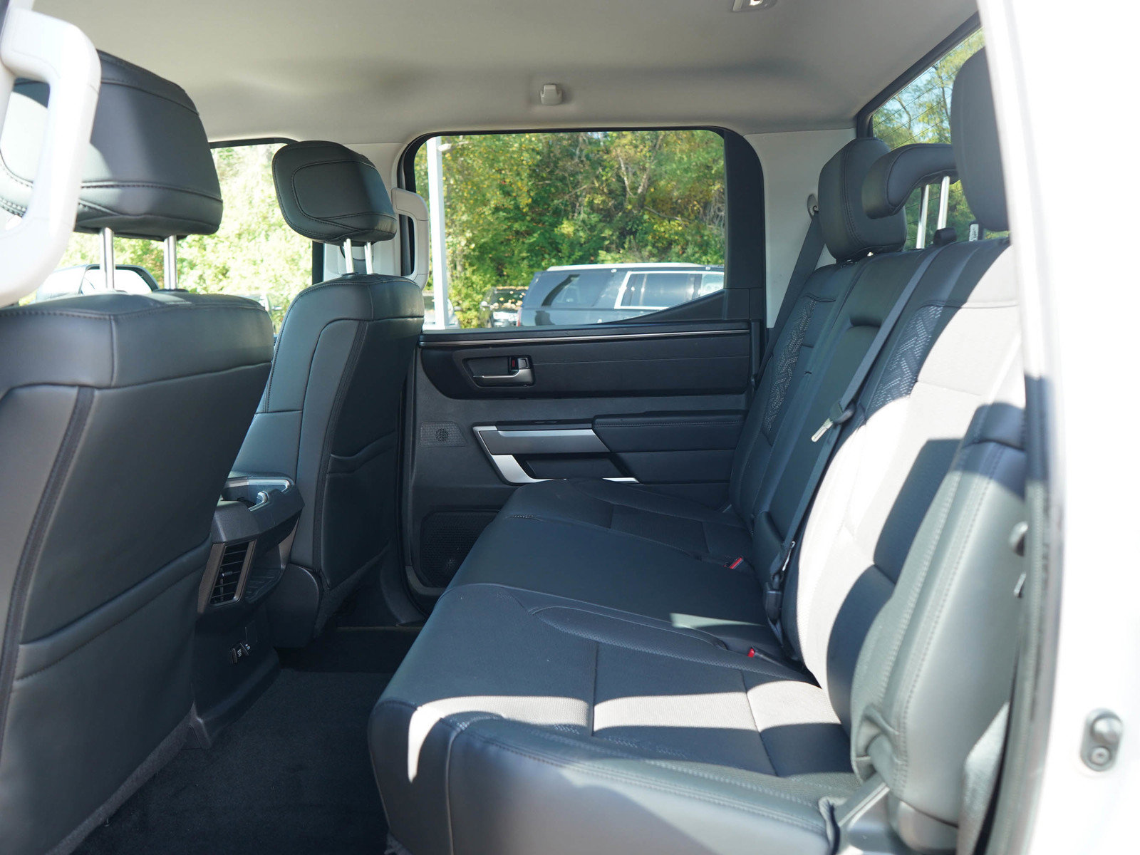 Used 2024 Toyota Tundra SR5 w/ SR5 Premium Package AWD/4WD image 15