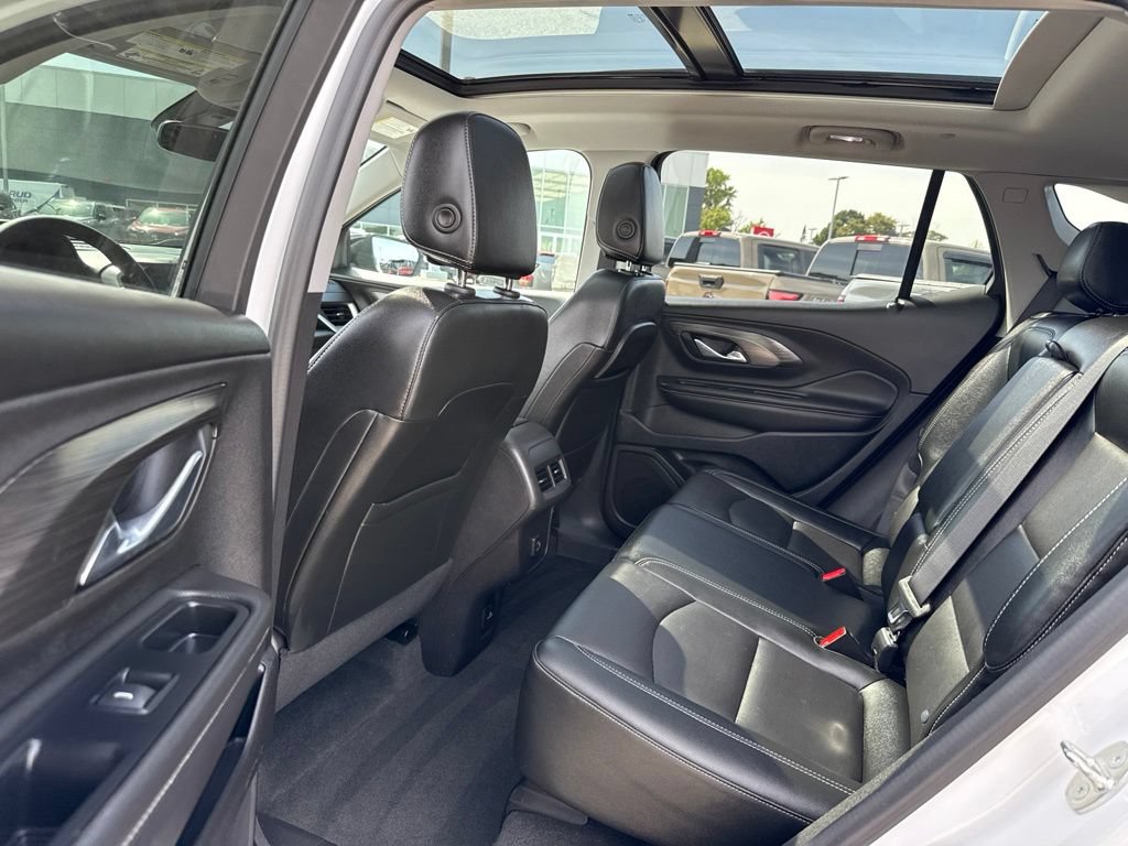 Certified 2024 GMC Terrain SLT w/ Elevation Edition AWD/4WD image 25