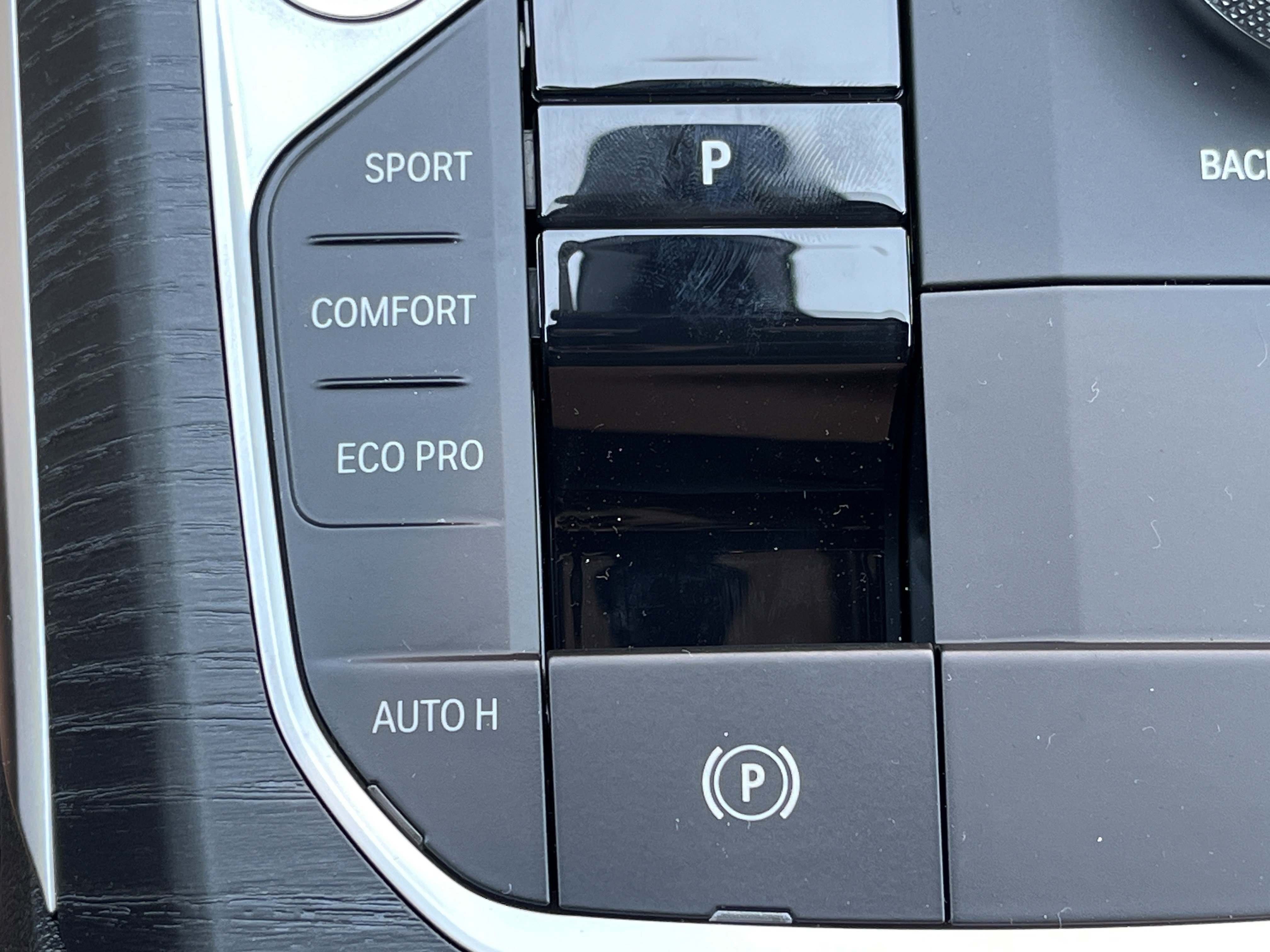 New 2025 BMW 330i Sedan w/ M Sport Package image 9