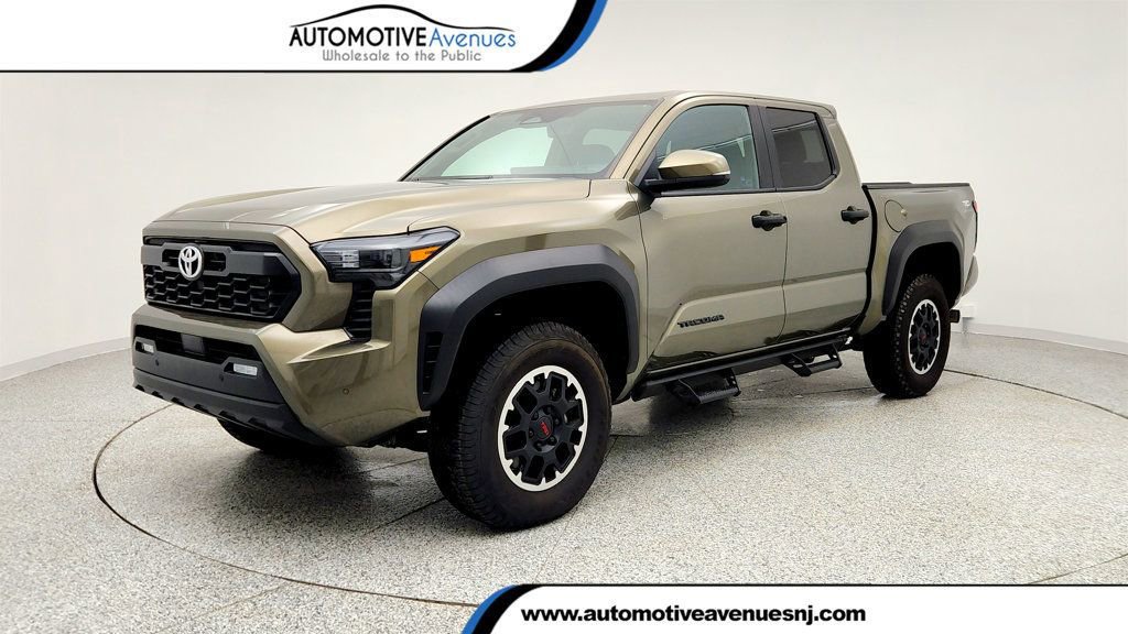 Used 2024 Toyota Tacoma TRD Off-Road w/ TRD Off Road Upgrade Package video 1