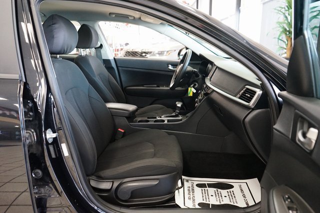 Used 2020 Kia Optima LX image 38