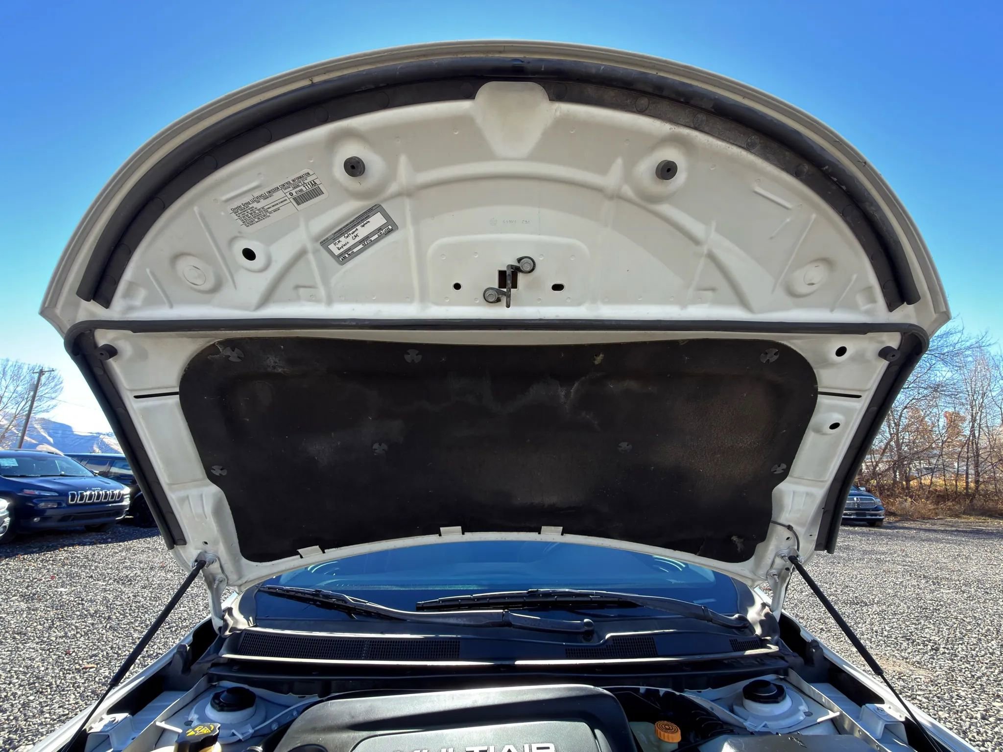 Used 2015 Chrysler 200 Limited w/ Convenience Group FWD image 3