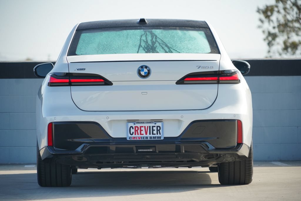 New 2026 BMW 750e xDrive w/ Premium Package AWD/4WD image 6