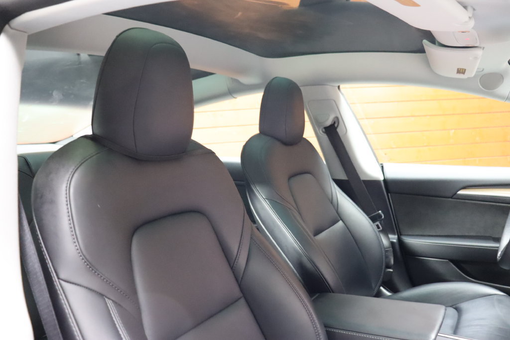 Used 2023 Tesla Model 3 Standard Range RWD image 38