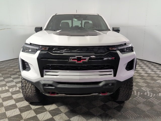 New 2026 Chevrolet Colorado ZR2 w/ Technology Package image 2