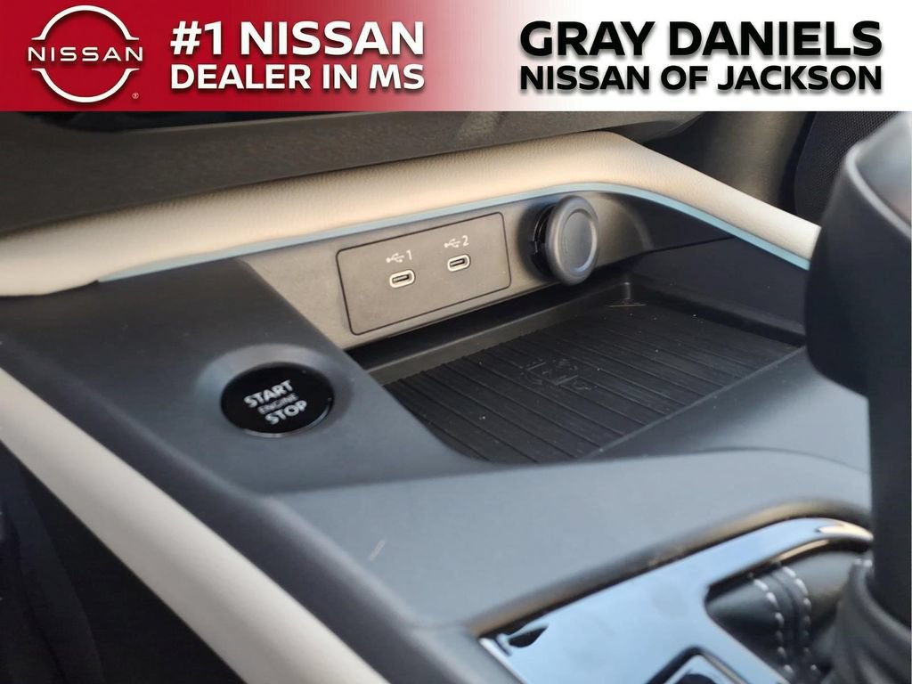 New 2026 Nissan Sentra SL w/ Floor Mat Package FWD image 18