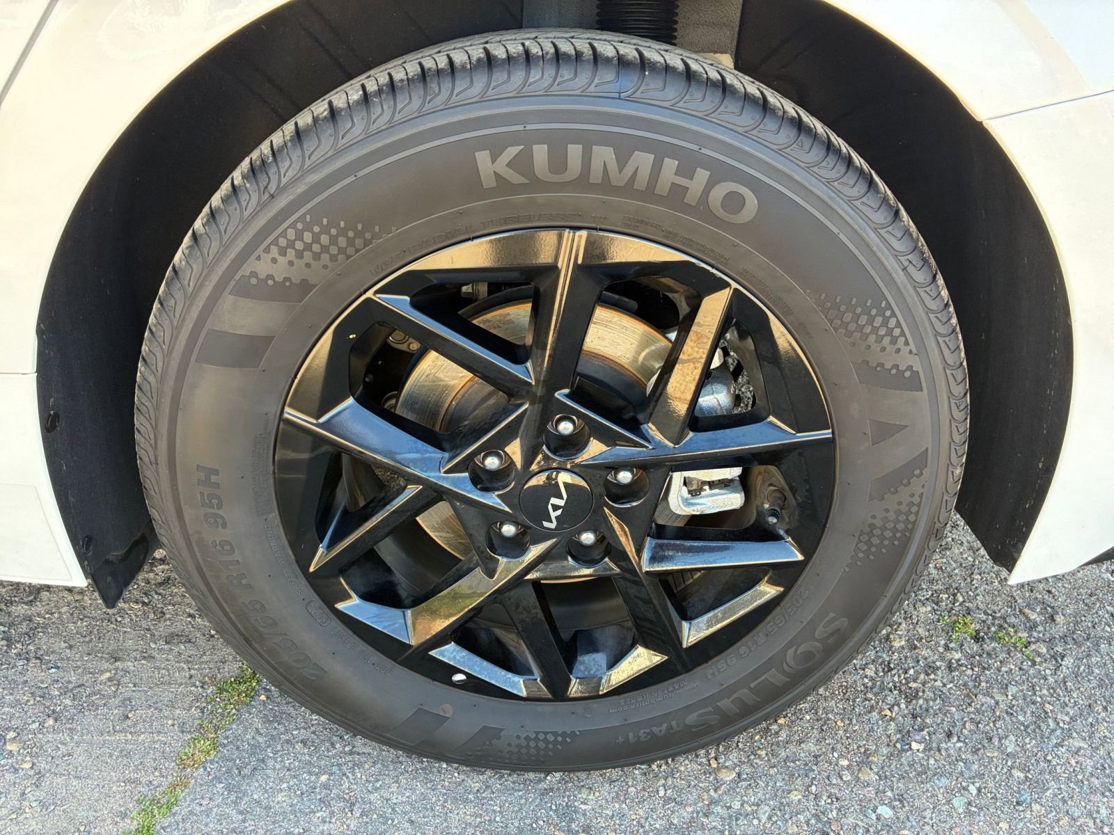 Used 2025 Kia K5 LXS image 29