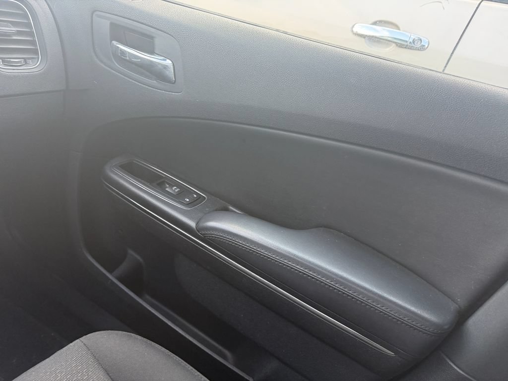 Used 2012 Dodge Charger SE w/ Connectivity Group RWD image 34