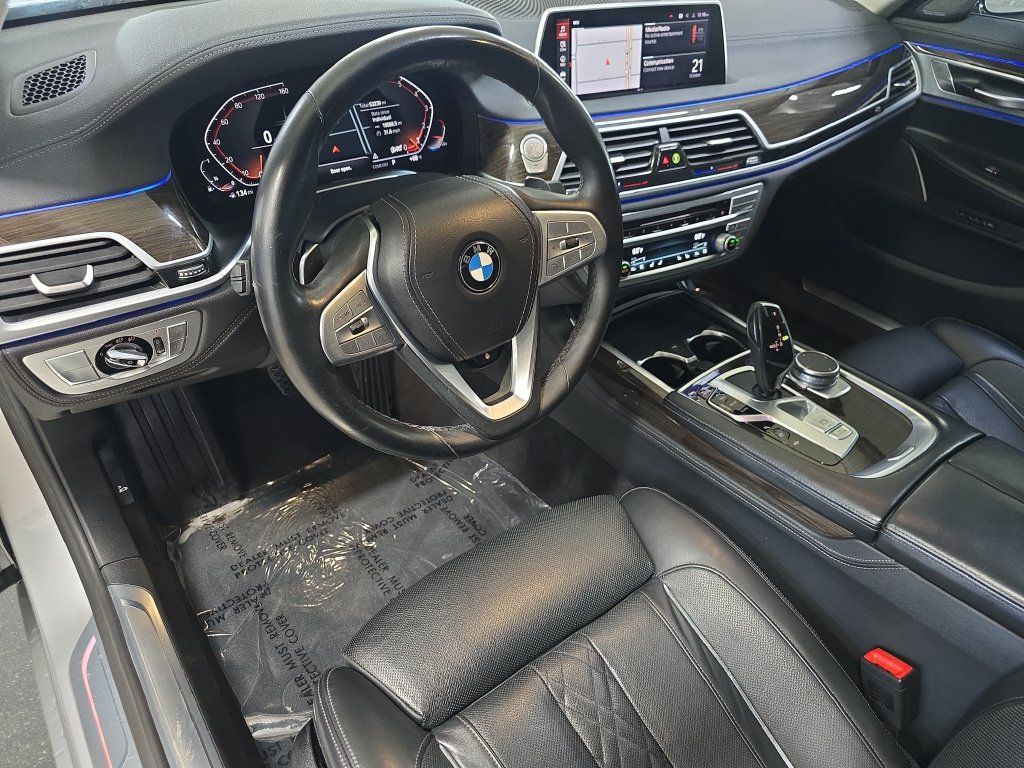 Used 2020 BMW 740i RWD image 16
