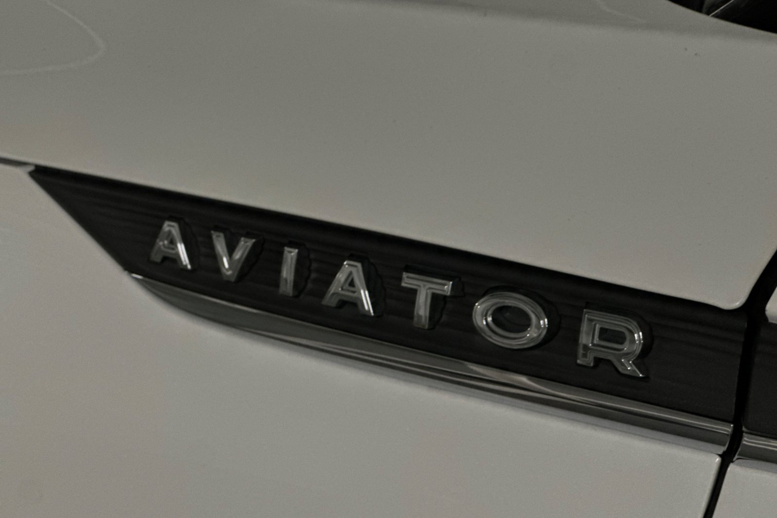 Used 2020 Lincoln Aviator Reserve w/ Equipment Group 202A image 29